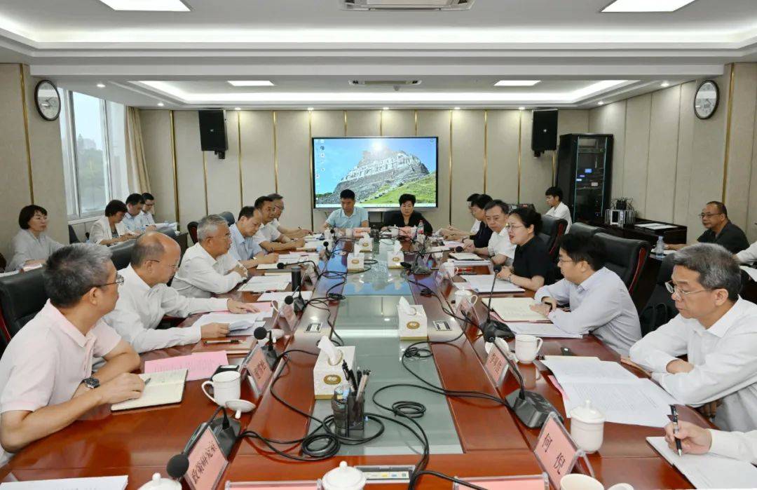 hga030官方网址
_钟畅姿李玉成赴邕拜访自治区交通运输厅