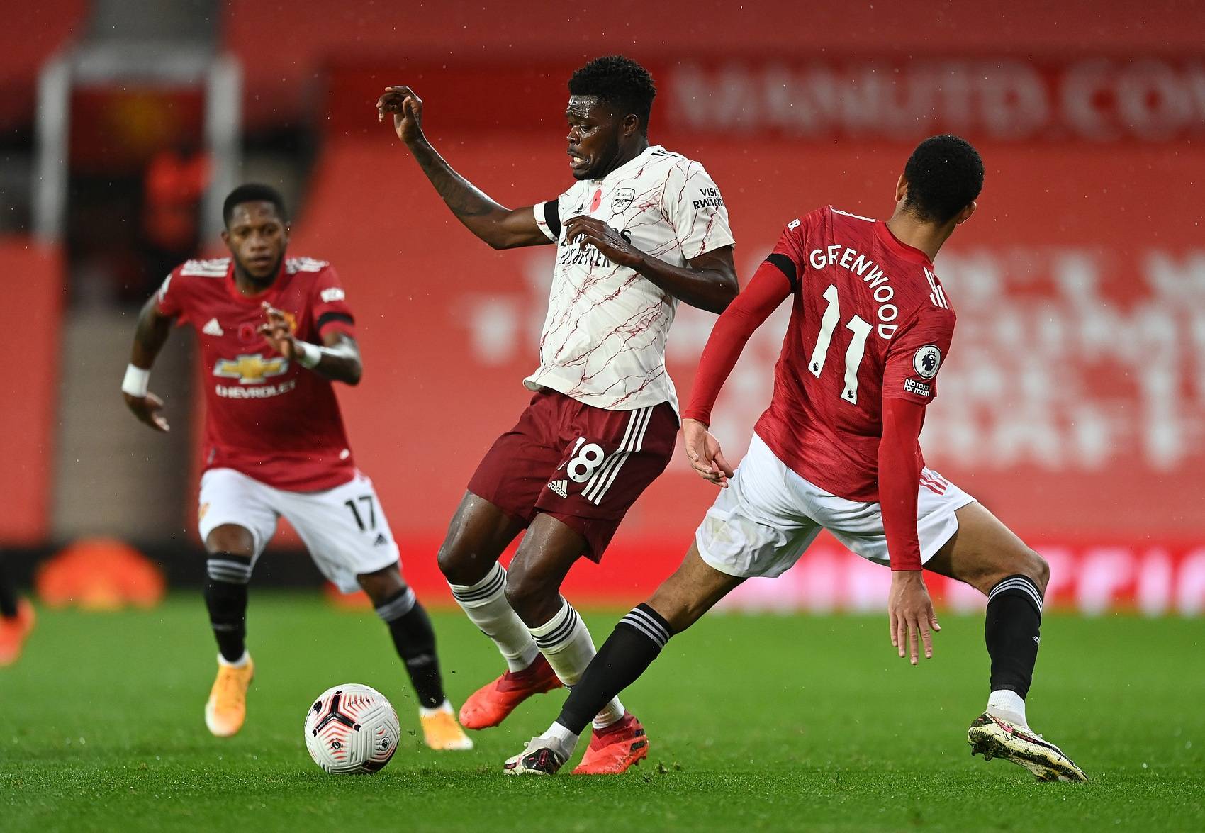 皇冠信用网去哪里弄_电讯报：格林伍德被捕后曼联立即停赛皇冠信用网去哪里弄，阿森纳却让托马斯踢了3年