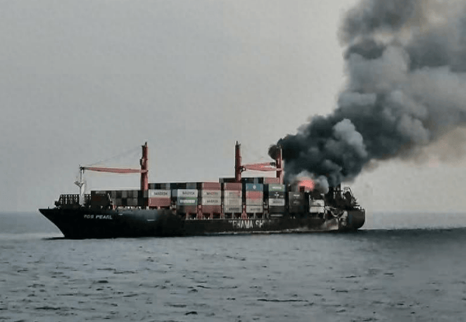 皇冠信用網网址
_挂红旗也照打不误？中方呼吁停止袭击后皇冠信用網网址
，胡塞不再给中国特殊待遇